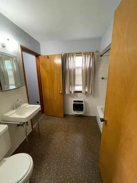 2260 N Travis Ave, Springfield, MO 65803 photo 10