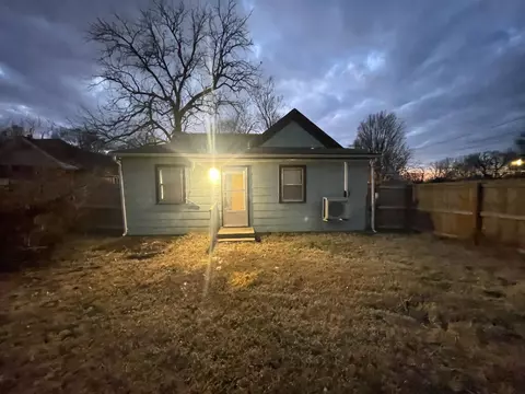 2260 N Travis Ave, Springfield, MO 65803 photo 13