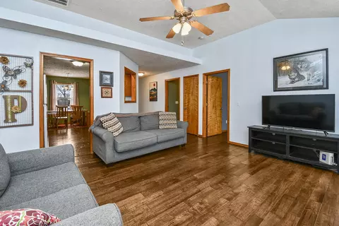 4452 W Madison St, Springfield, MO 65802 photo 7