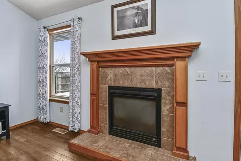 4452 W Madison St, Springfield, MO 65802 photo 8