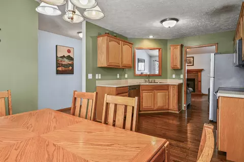 4452 W Madison St, Springfield, MO 65802 photo 11