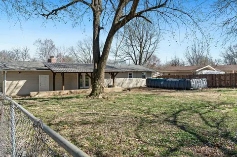 2107 S Oak Grove Ave, Springfield, MO 65804 photo 26