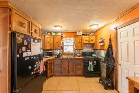 236 S Walnut Ave, Republic, MO 65738 photo 6