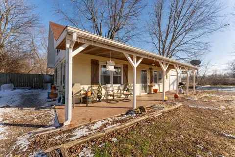 236 S Walnut Ave, Republic, MO 65738 photo 2