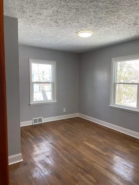 1836 S Robberson Ave, Springfield, MO 65807 photo 26