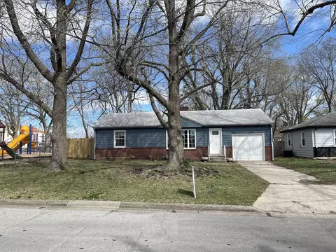 1836 S Robberson Ave, Springfield, MO 65807 photo 3