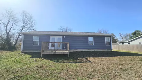 209 E Clouse St, Mountain Grove, MO 65711 photo 32