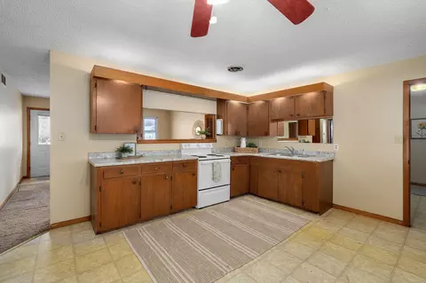 2225 N Fort Ave, Springfield, MO 65803 photo 8