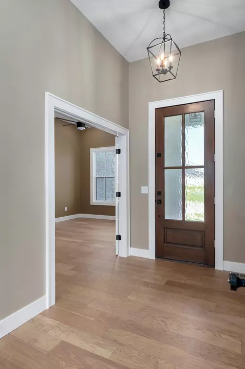 2063 N Sun Valley Dr, Springfield, MO 65802 photo 5