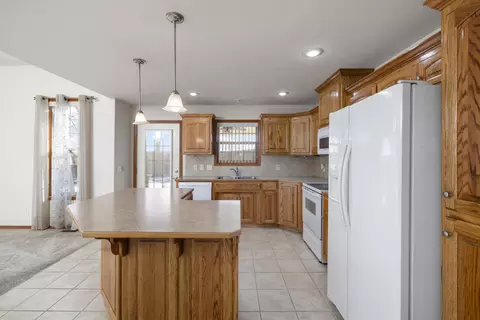 774 E Roubidoux St, Nixa, MO 65714 photo 11