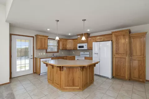 774 E Roubidoux St, Nixa, MO 65714 photo 10
