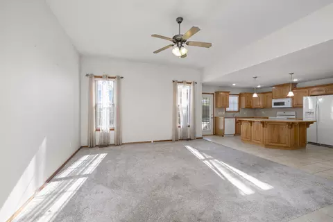 774 E Roubidoux St, Nixa, MO 65714 photo 9