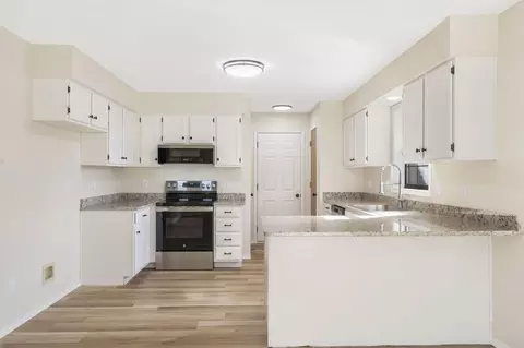 655 S York Ct, Springfield, MO 65802 photo 10