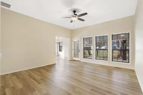 655 S York Ct, Springfield, MO 65802 photo 5