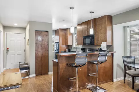 Kitchen - 18 Goldfinch Dr #1, Indian Point, MO 65616 photo 2 of 6