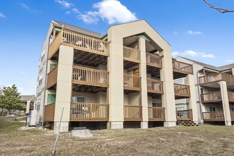 Exterior - 18 Goldfinch Dr #1, Indian Point, MO 65616 photo 7 of 37