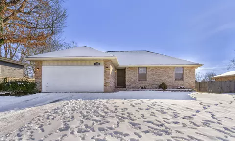 2828 W Whiteside St, Springfield, MO 65807 photo 2