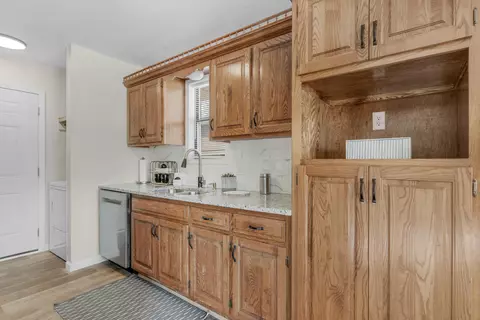 2828 W Whiteside St, Springfield, MO 65807 photo 13