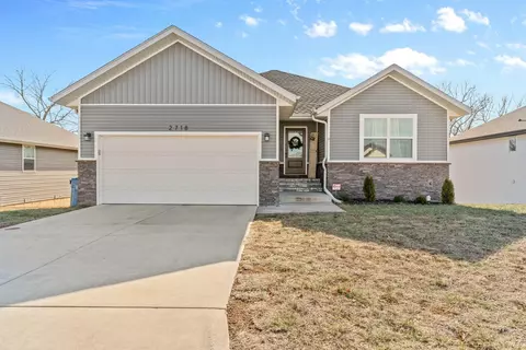 2718 W Brook Ridge St, Springfield, MO 65803 photo 1