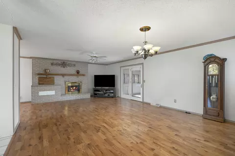 1654 E Richmond St, Springfield, MO 65804 photo 7