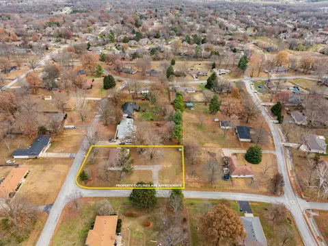 1654 E Richmond St, Springfield, MO 65804 photo 41