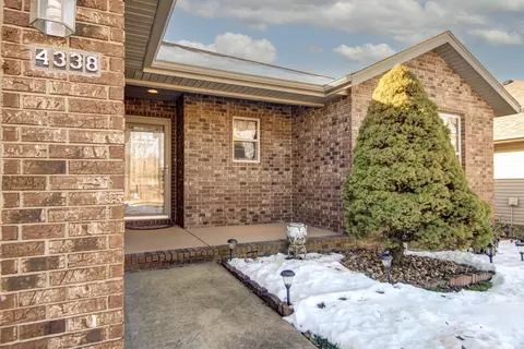 4338 W Colby St, Springfield, MO 65802 photo 3