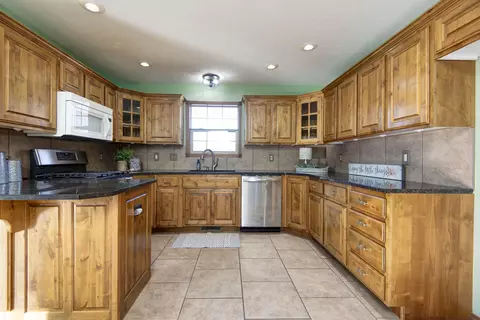 4338 W Colby St, Springfield, MO 65802 photo 11