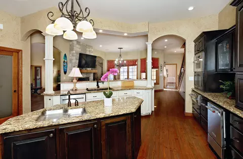 1000 Golf Course Rd, Marshfield, MO 65706 photo 8