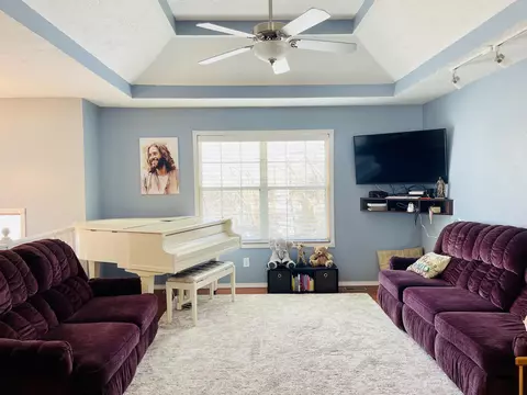 1511 S 14th Ave, Ozark, MO 65721 photo 2