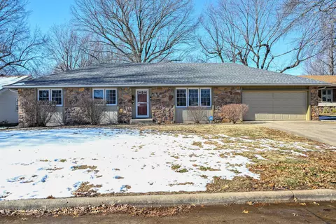 3333 S Winton Pl, Springfield, MO 65804 photo 2