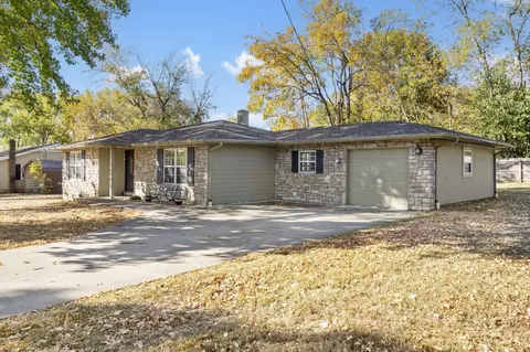 301 N Prospect St, Nixa, MO 65714 photo 2