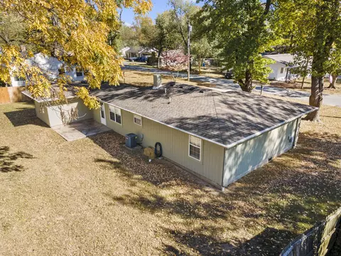 301 N Prospect St, Nixa, MO 65714 photo 3