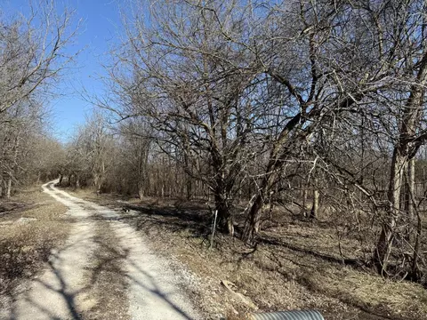 6126 W Fall River Ln, Springfield, MO 65803 photo 3