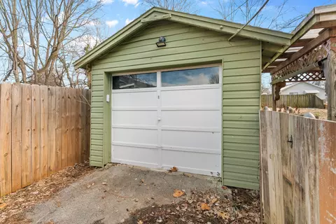 2246 N Franklin Ave, Springfield, MO 65803 photo 28