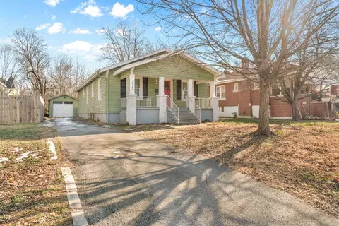 2246 N Franklin Ave, Springfield, MO 65803 photo 2