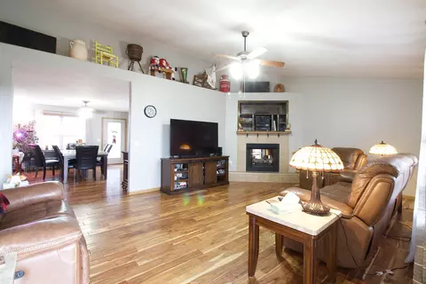 1633 E 512th Rd, Bolivar, MO 65613 photo 7
