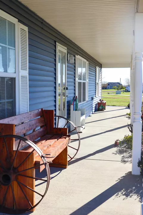 1633 E 512th Rd, Bolivar, MO 65613 photo 6
