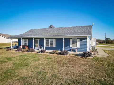 1633 E 512th Rd, Bolivar, MO 65613 photo 2