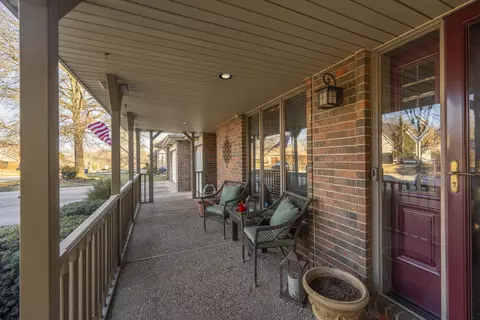 1534 S Ranch Dr, Springfield, MO 65809 photo 6