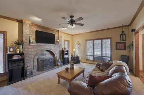 1534 S Ranch Dr, Springfield, MO 65809 photo 10