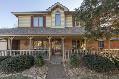 1534 S Ranch Dr, Springfield, MO 65809 photo 4