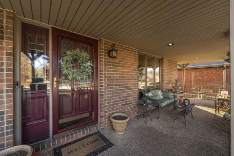 1534 S Ranch Dr, Springfield, MO 65809 photo 5
