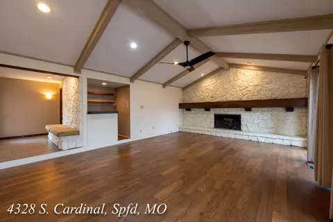 4328 S Cardinal Ct, Springfield, MO 65804 photo 9