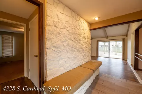 4328 S Cardinal Ct, Springfield, MO 65804 photo 5