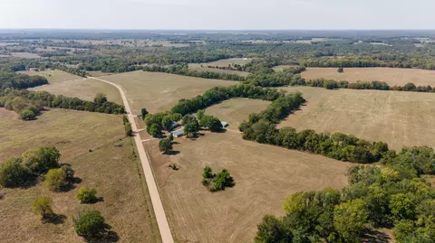 000 State Hwy B, Wheatland, MO 65779 photo 2