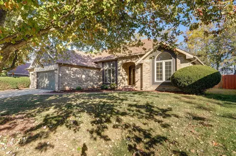 705 W Jackson Ave, Nixa, MO 65714 photo 1