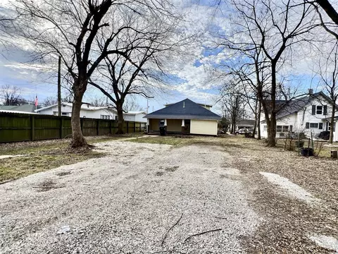 103 N Oak St, Monett, MO 65708 photo 24