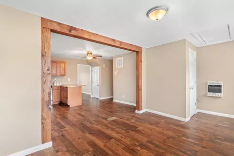 208 S Republic St, Billings, MO 65610 photo 11
