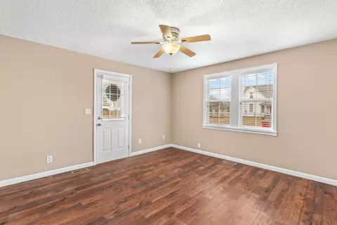 208 S Republic St, Billings, MO 65610 photo 5