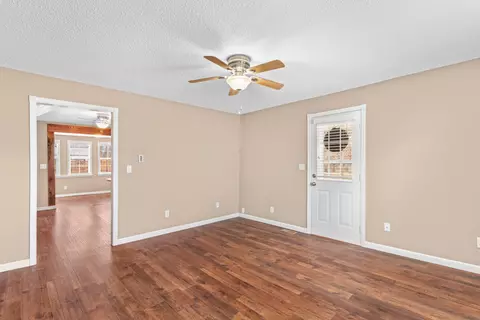 208 S Republic St, Billings, MO 65610 photo 6